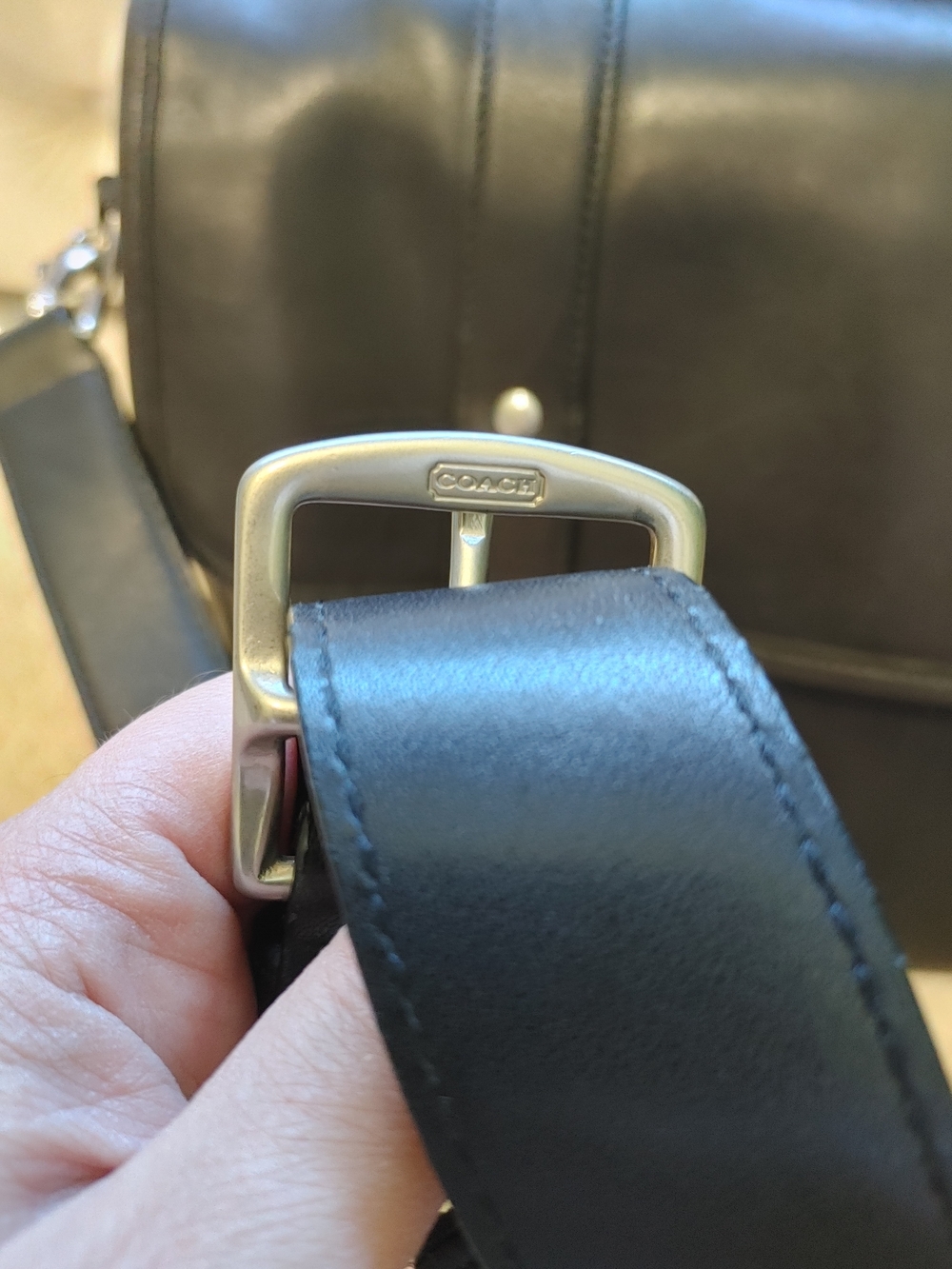 Vintage Coach Black Leather Messenger Bag - Picture 8 of 15